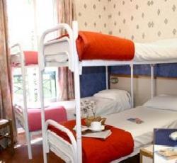 Absolute Paris Hostel