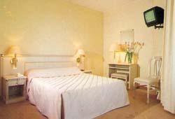Ideal Hotel