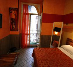 Pop Inn Hostel picture