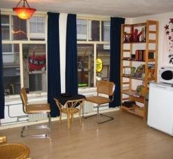 Amsterdam Cribs picture