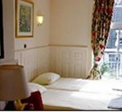 Y Boulevard Hotel picture