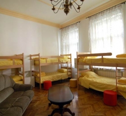 Af-Terr Hostel
