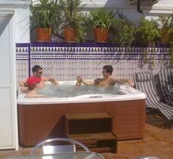 Triana Backpackers