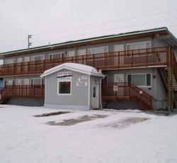 Bent Prop Inn Hostel of Alaska