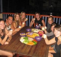 Castaway's Backpackers