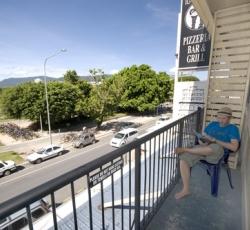 Global Backpakers On The Waterfront