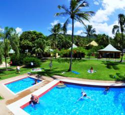 Nomads Airlie Beach