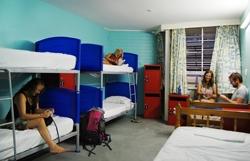 Nomads Esplanade Backpackers