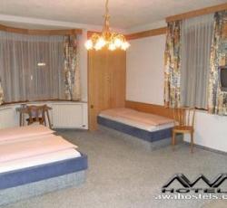 AWA Tautermann Hotel