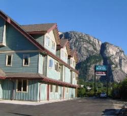 Squamish Inn On The Water