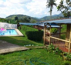 Las Cabanas Hotel & Bar