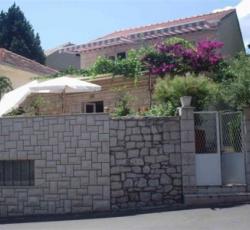 Drvis Blaga Apartments