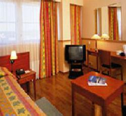 Airport Hotel Bonus Inn