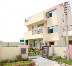 Garden Villa Home Stay