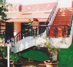 K.t.c.guest House & Houseboats