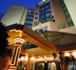 Jakarta Travelers Hotel