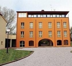 Hotel Imperial Inn For All