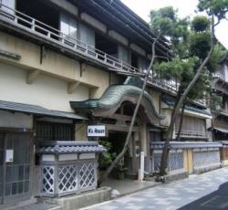 Historical Ryokan Hostel K's House Ito Onsen
