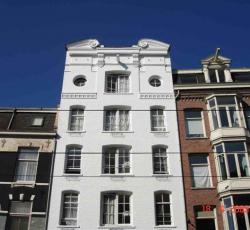 Marnix Hotel and Hostel