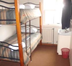 National Park Hotel Backpackers