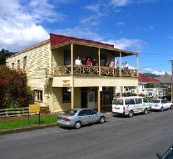 Sunkist International Backpackers