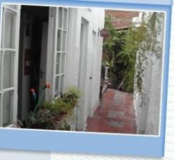 Bluehouse Backpacker Hostel