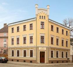 Akira Bed & Breakfast