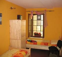 Hostel Orange