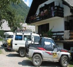 Jakelj Backpackers House