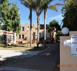 Amakaya Backpackers Adventure Centre