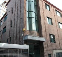 Hey Backpackers 2 Hongdae