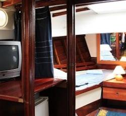 AAE HostelBoat Port Forum Barcelona