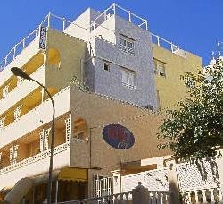 Hostal Residencia Roberto Playa