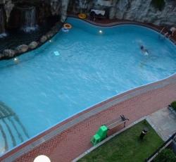 Alex's Oceanview Stay