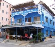 Cheap Charlie's Backpacker Lodge