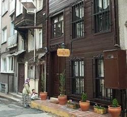 Naz Wooden House Inn