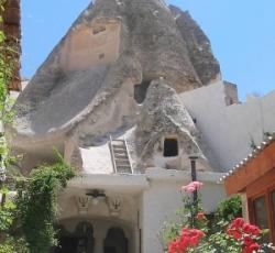 Travellers' Cave Pension