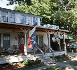 Blue Moon Guesthouse