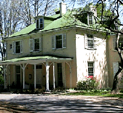 Hostelling International Chamounix Mansion